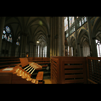 Kln (Cologne), Dom St. Peter und Maria, Blick ber den Hauptspieltisch in den Dom