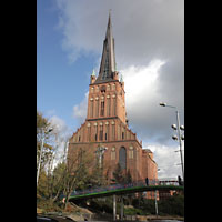 Szczecin (Stettin), Katedra sw. Jakuba (Jakobskathedrale), Kathedrale mit Fugngerbrcke im Vordergrund