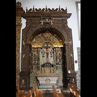 Faro, Catedral da S, Mittlerer Altar im nrdlichen Seitenschiff