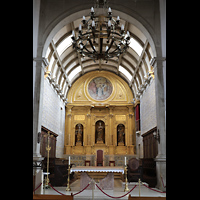 Faro, Catedral da S, Hauptaltar im Chorraum
