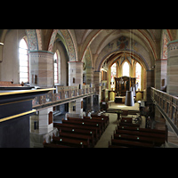 Schningen am Elm, St. Vincenz, Seitlicher Blick von der Orgelempore in die Kirche