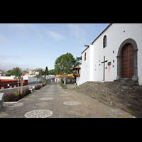 Tacoronte (Teneriffa), Santa Catalina, Nrdliches Seitenschiff und Calle del Calvario