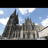 Kln (Cologne), Dom St. Peter und Maria, Seitenansicht von Sden vom Roncalliplatz