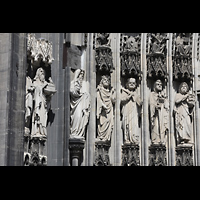 Kln (Cologne), Dom St. Peter und Maria, Alttestamentliche Figuren links am Hauptportal