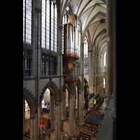 Kln (Cologne), Dom St. Peter und Maria, Blick vom sddwestlichen Triforium auf die Langhausorgel und zur nordstlichen Vierung