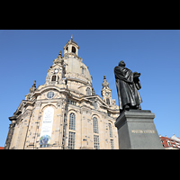Dresden, Frauenkirche, Ansicht von Sdwesten mit Martin-Luther-Statue