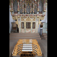 Landsberg am Lech, Stadtpfarrkirche Mari-Himmelfahrt, Spieltisch und Orgel