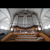 Reykjavk, Frkirkja, Orgel mit Spieltisch