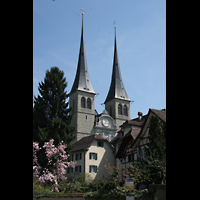 Luzern, Hofkirche St. Leodegar, Trme