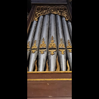 Lübeck, St. Jakobi (Große Orgel), Bemalte Prospektpfeifen in dern kleinen Orgel