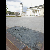 Vilnius, Arkikatedra (Kathedrale), Kathedralsplatz mit Bronzemodell des alten Stadtkerns von Vilnius