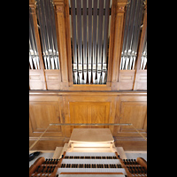 Salzburg, Christuskirche, Orgel mit Spieltisch