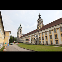St. Florian, Stiftskirche, Klosteranlage mit Garten