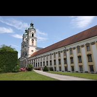 St. Florian, Stiftskirche, Klosteranlage mit Garten
