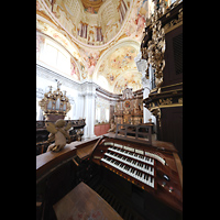 St. Florian, Stiftskirche, Spieltisch der Chororgeln auf der rechten Chororgelempore