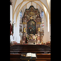 St. Georgen im Attergau, Pfarrkirche St. Georgen, Chorraum mit Hochaltar