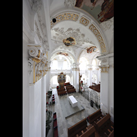 Disentis, Benediktinerkloster, Klosterkirche St. Martin, Querhaus mit Chororgel von oben