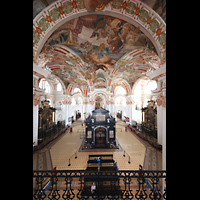 Einsiedeln, Benediktinerabtei, Blick von der r�ckw�rtigen Epore in die Kirche, vorne die Gnadenkapelle