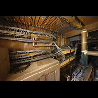 Engelberg, Klosterkirche (Chororgel), R�hrenpneumatik im unteren Geh�useteil