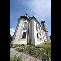 Lachen, Pfarrkirche Heilig Kreuz, Blick von S�dwesten auf den Chor
