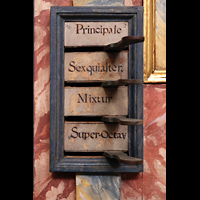 Muri, Klosterkirche (Epistelorgel), Rechte Registerstaffel der Evangelienorgel