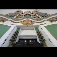 Berlin (Lichtenberg), Kirche zur frohen Botschaft, Karlshorst (Amalien-Orgel), Orgel mit Spieltisch perspektivisch
