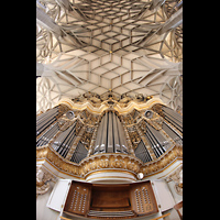 Halle (Saale), Marktkirche unserer Lieben Frauen (Chororgel), Hauptorgel mit Spieltisch und Blick ins Gew�lbe