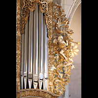 Halle (Saale), Marktkirche unserer Lieben Frauen (Chororgel), Rechter Pedalturm im Contius-Geh�use von 1716