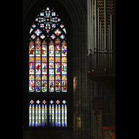 K�ln, Dom St.Peter und Maria, Blick vom Triforium im Chor zur Langhausorgel und zum gro�ten Westfenster