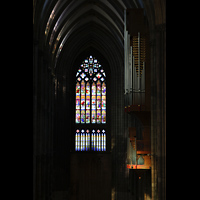 K�ln, Dom St.Peter und Maria, Blick vom Triforium im Chor zur Langhausorgel und zum gro�ten Westfenster