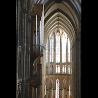 K�ln, Dom St.Peter und Maria, Blick vom Triforium an der Westwand zur Langhausorgel in Richtung Chor