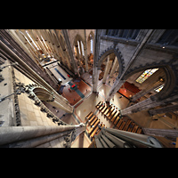 K�ln, Dom St.Peter und Maria, Blick vom R�ckpositiv der Langhausorgel nach unten in die Vierung und in den Chor