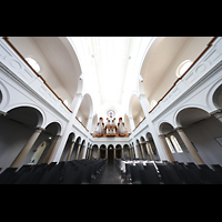 K�ln (Cologne), Trinitatiskirche, Innenraum in Richtung Orgel