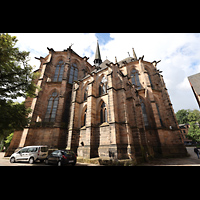 Marburg, St. Elisabeth, Ansicht von Nordosten vom Firmaneiplatz