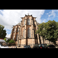 Marburg, St. Elisabeth, Chor von Osten vom Firmaneiplatz