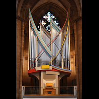 Marburg, St. Elisabeth, Orgel (beleuchtet)