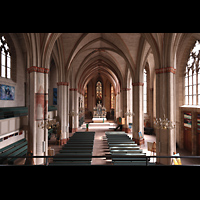 Marburg, St. Marien, Blick vom Spieltisch in die Kirche