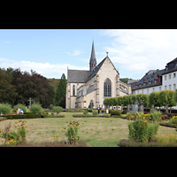 Marienstatt, Abteikirche, Abteikirche mit barockem Klostergarten von Nordwesten