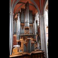 Marienstatt, Abteikirche, Hauptorgel von der unteren Etage eines gegen�berliegenden Bauger�sts