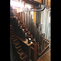 Odenthal, Dom, Pfeifen des Kleinpedals