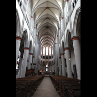 Odenthal, Dom, Hauptschiff in Richtung Chor