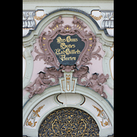 Ottobeuren, Abtei - Basilika St. Alexander und Theodor, Stuck und Motiv �ber dem Hauptportal