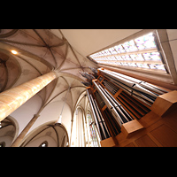Perspektivischer Blick auf Orgelprospekt ins Chorgewölbe Rheine, St. Dionysius, Perspektivischer Blick auf Orgelprospekt ins Chorgewölbe