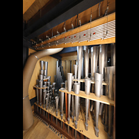 Pfeifen im Schwellwerk, vorne die Trompeten 8-4 und die Oboe Rheine, St. Dionysius, Pfeifen im Schwellwerk, vorne die Trompeten 8-4 und die Oboe
