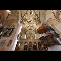 Schleswig, Dom St. Petri (Chororgel), Vierung und Chorraum mit Lettner