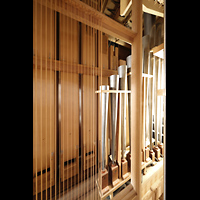 Schleswig, Dom St. Petri (Chororgel), Pfeifen des Kleinpedals mit mechanischer Traktur ins Hauptwerk