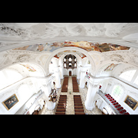 Weingarten, Basilika  St. Martin, Blick vom Bauger�st 2026 unter der Kuppel zur Hauptorgel (ohne Kunstlicht)