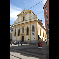 W�rzburg, Augustinerkirche, Westfassade und Sch�nbornstra�e