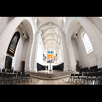W�rzburg, Augustinerkirche, Innenraum in Richtung Chor mit Chororgel