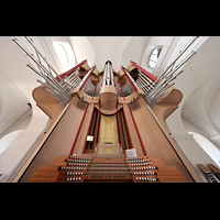 W�rzburg, Augustinerkirche, Orgel mit Spieltisch perspektivisch